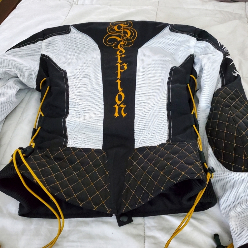 Motorcycle Jacket Fitted With Draw Strings Nwot - image 1